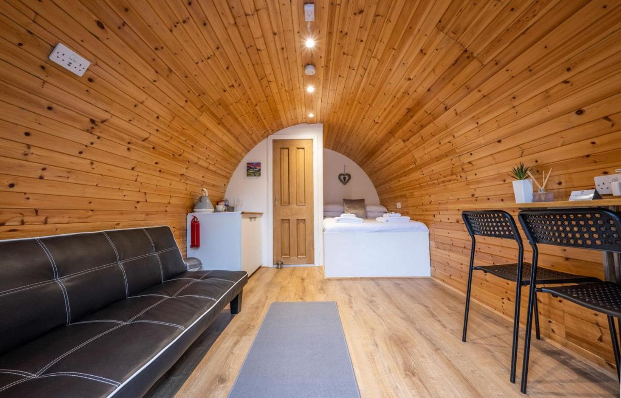 Woodside Pod Villa Fort William Exterior photo